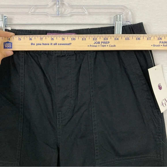 New Gloria Vanderbilt Black Straight Leg High Rise Pull-on Pants size 12 - Picture 4 of 8